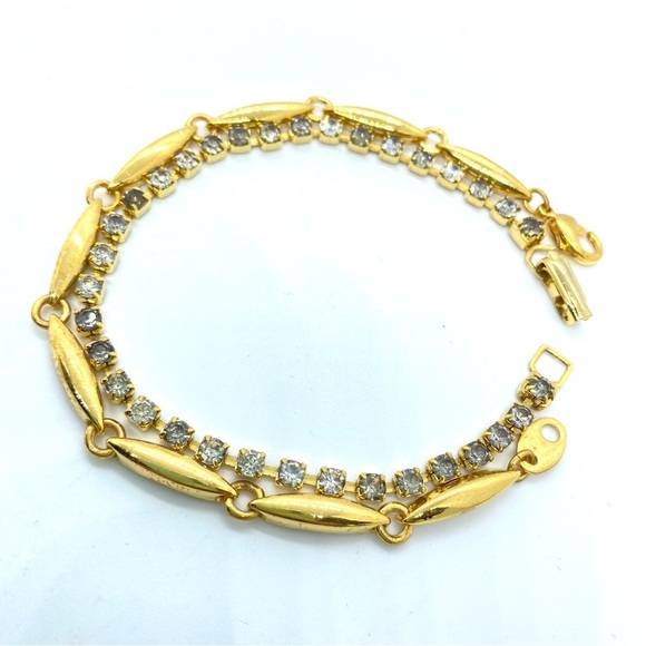 Gold Tone Vintage Bracelet Bundle of Two - Picture 2 of 7